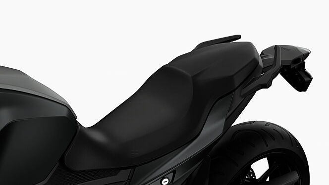 BMW F900XR image 4