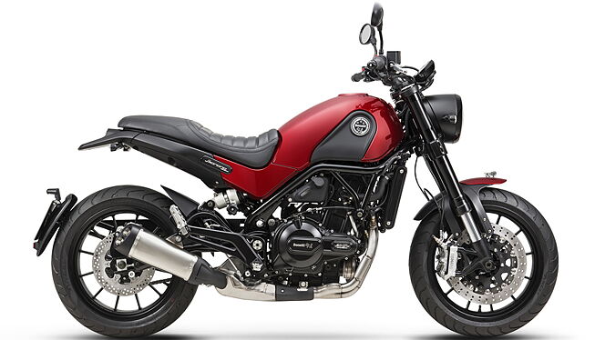 Benelli Leoncino 500 Review – Features, Performance, and Design