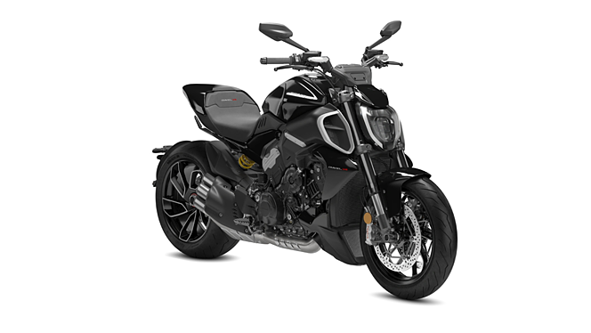 Ducati Diavel V4 Review – Features, Performance, and Design