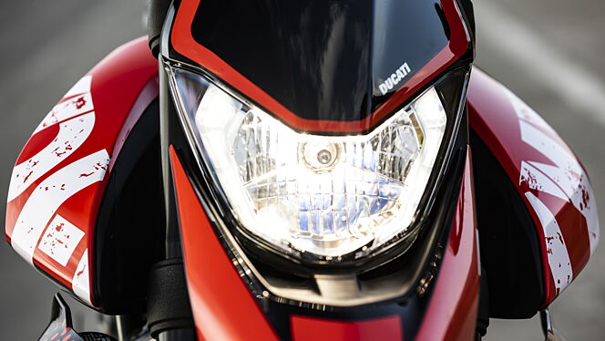 Ducati Hypermotard 950 image 6