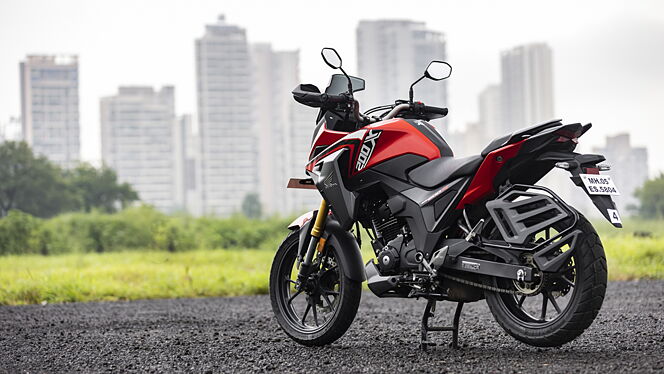 Honda CB200X image 2