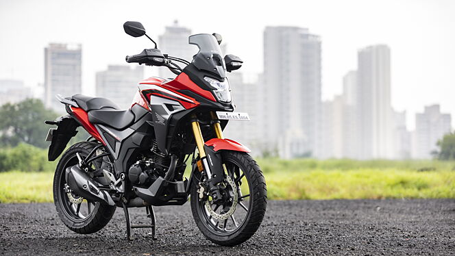 Honda CB200X image 3