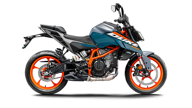 KTM 390 Duke Review – Features, Performance, and Design