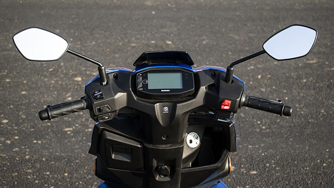 Suzuki Avenis 125 image 9