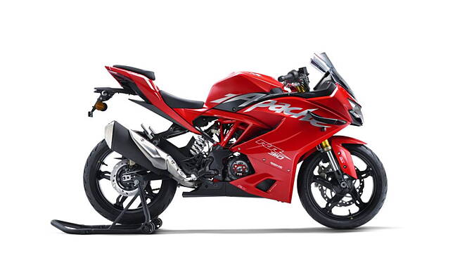 TVS Apache RR 310 Review – Features, Performance, and Design