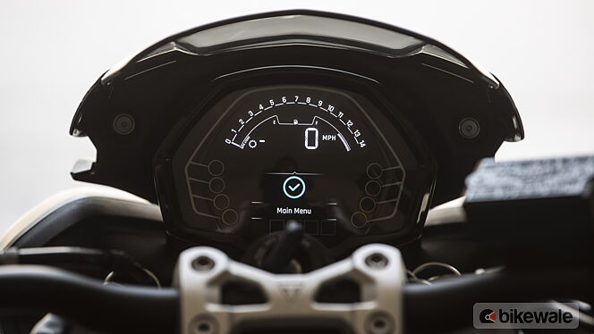 Triumph Street Triple R image 5