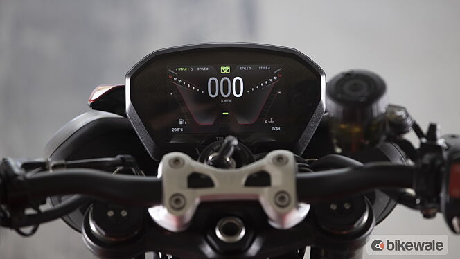 Triumph Street Triple RS image 5