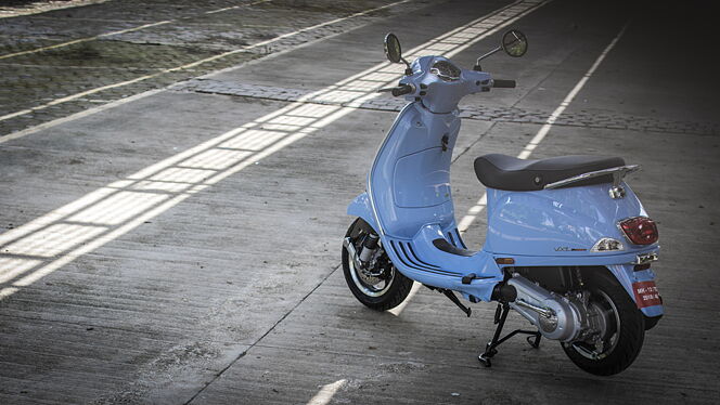 Vespa VXL 150 image 2