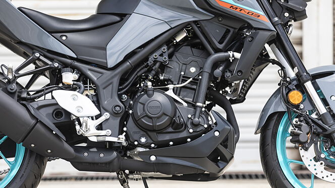 Yamaha MT-03 image 4