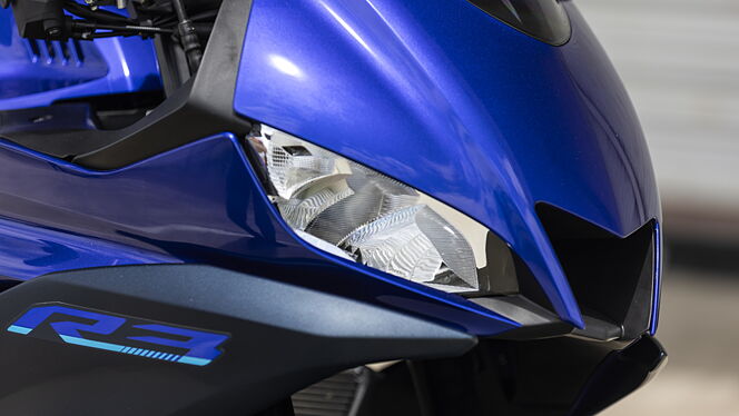 Yamaha YZF-R3 image 8