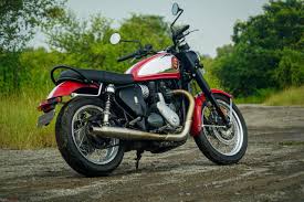 BSA Goldstar 650 image 6