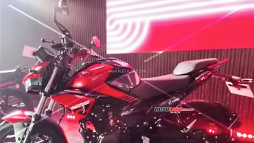 2026 Hero Xtreme 125R Unveiled at Dealer Event with New Features and Sporty Look