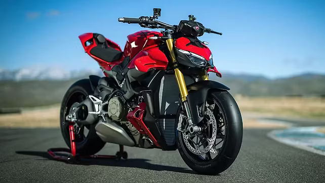 Ducati Streetfighter V4, V4 S Launched in India Starting at Rs. 28.68 Lakh